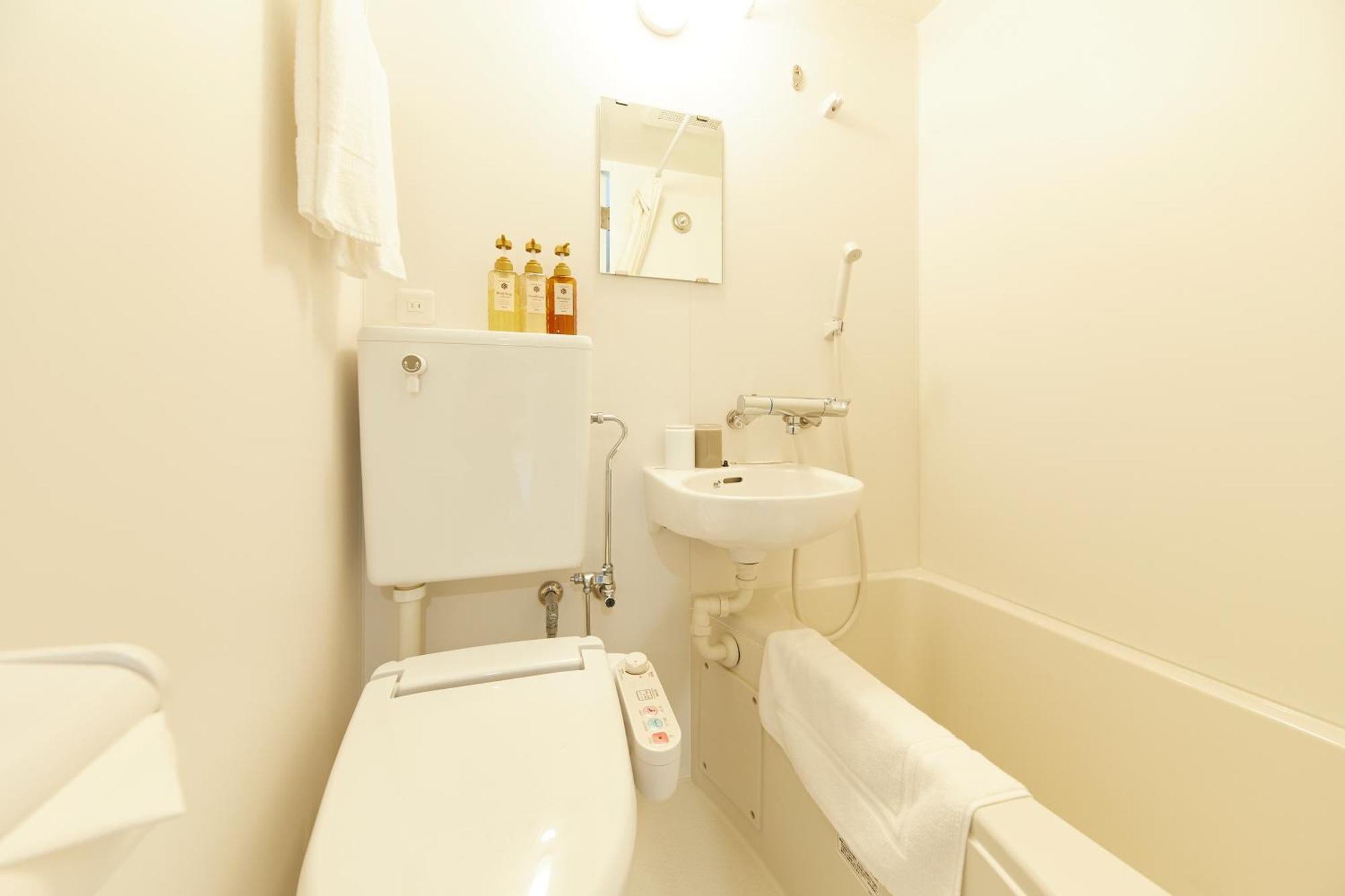 Y&Y Namba Hotel Ōsaka Extérieur photo